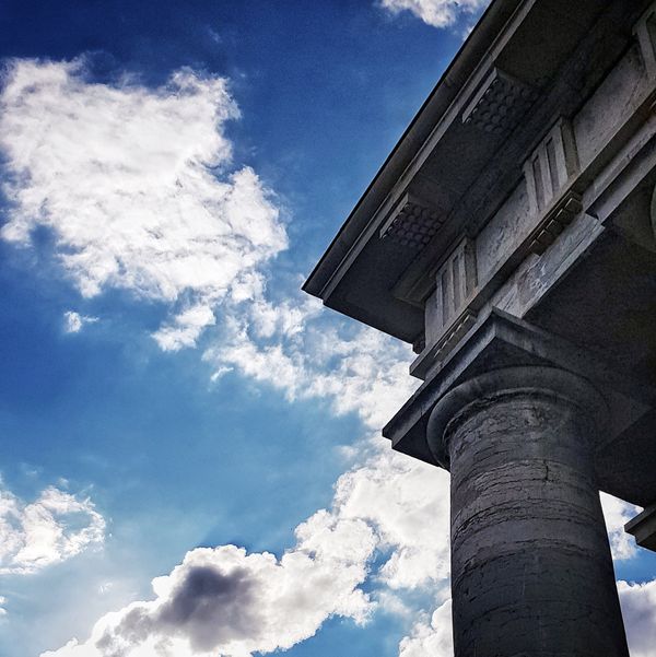 Stone and sky #france #salineroyale #arc-et-senans
